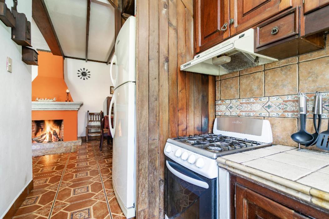 Villas Santa Ana-Ricardo Antigua Bagian luar foto