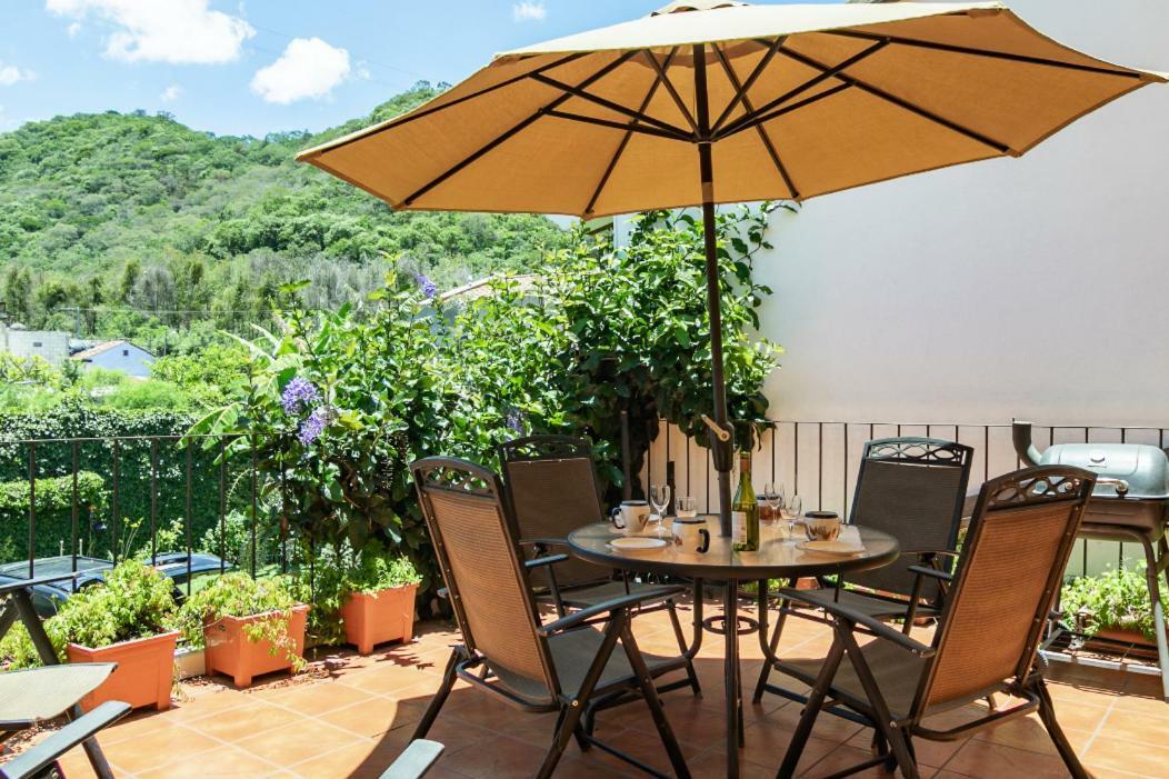Villas Santa Ana-Ricardo Antigua Bagian luar foto